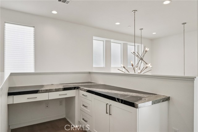 MLS #OC25253704 image #19