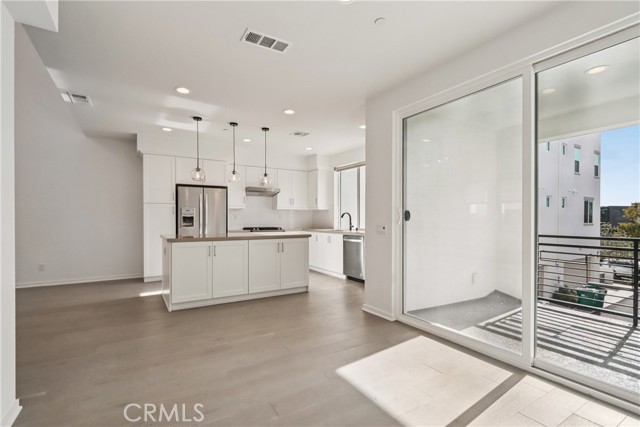 MLS #OC25253704 image #3