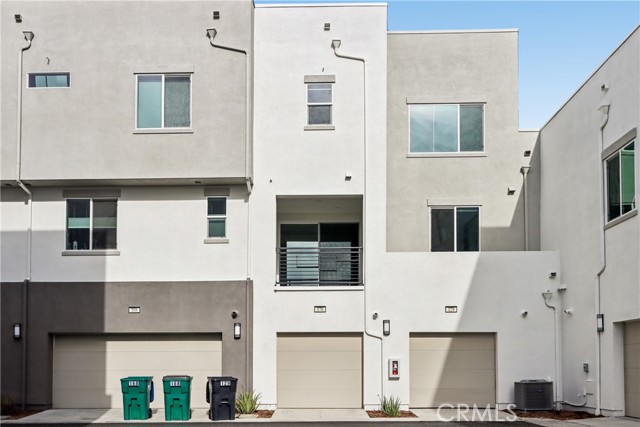 MLS #OC25253704 image #9