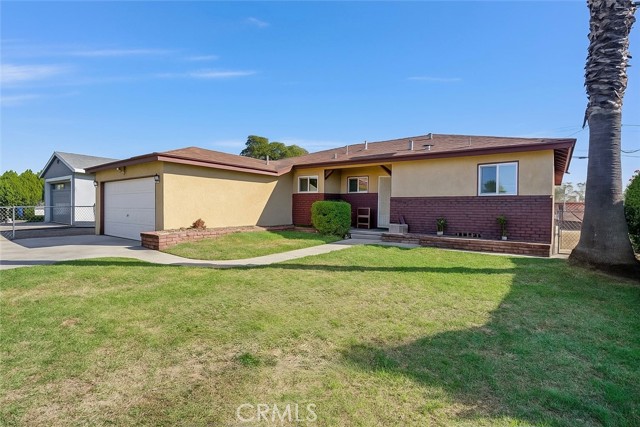 MLS #OC25253730 image #0