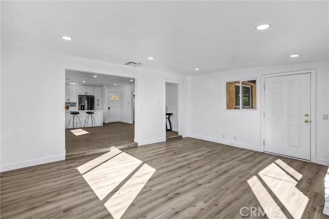 MLS #OC25253730 image #10