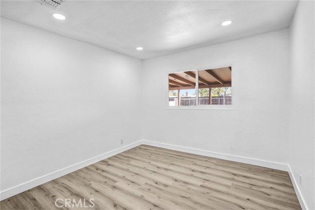 MLS #OC25253730 image #11