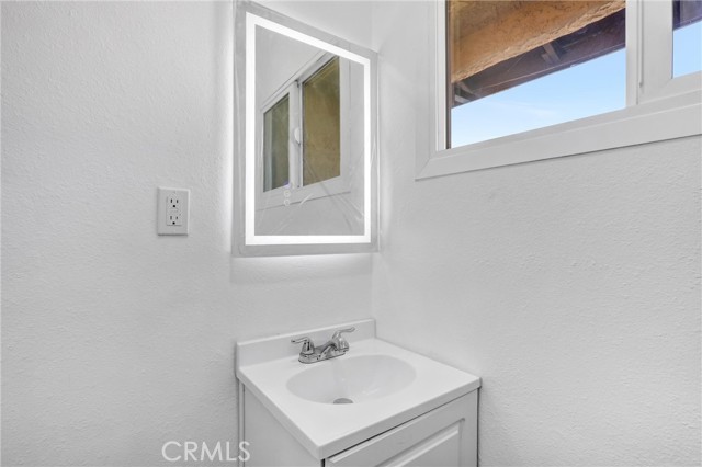 MLS #OC25253730 image #21