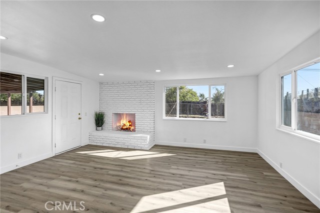 MLS #OC25253730 image #8