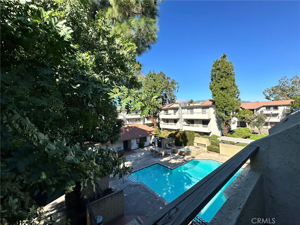 MLS #OC25253732 image #15