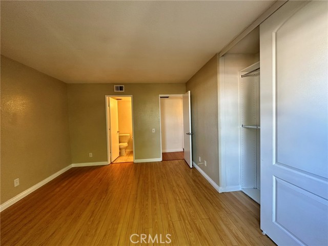 MLS #OC25253732 image #5