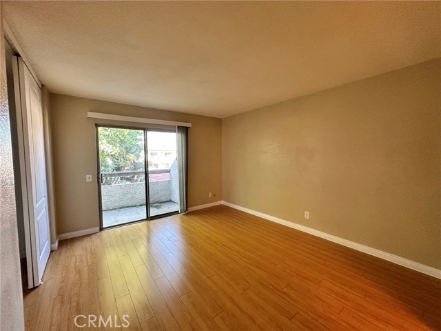 MLS #OC25253732 image #6