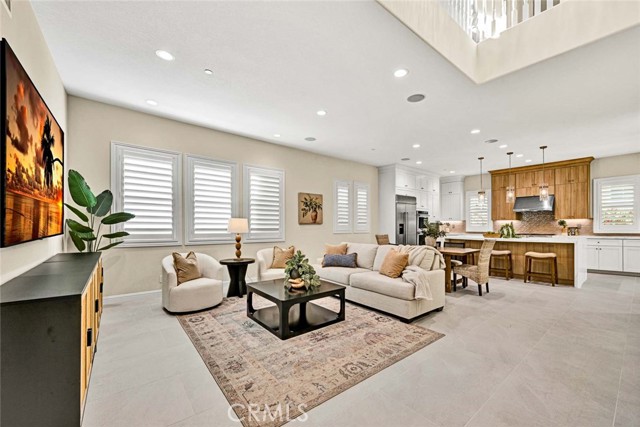 MLS #OC25253756 image #2