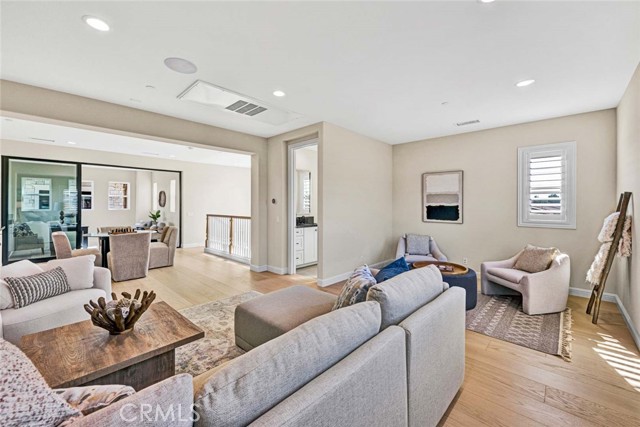 MLS #OC25253756 image #31