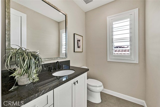 MLS #OC25253756 image #32