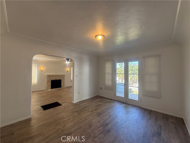 MLS #OC25253779 image #10