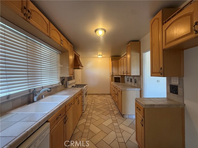 MLS #OC25253779 image #15