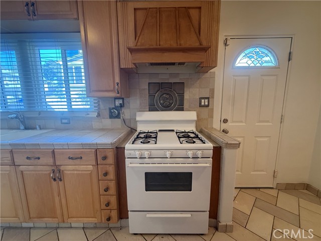 MLS #OC25253779 image #16