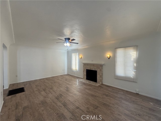 MLS #OC25253779 image #7