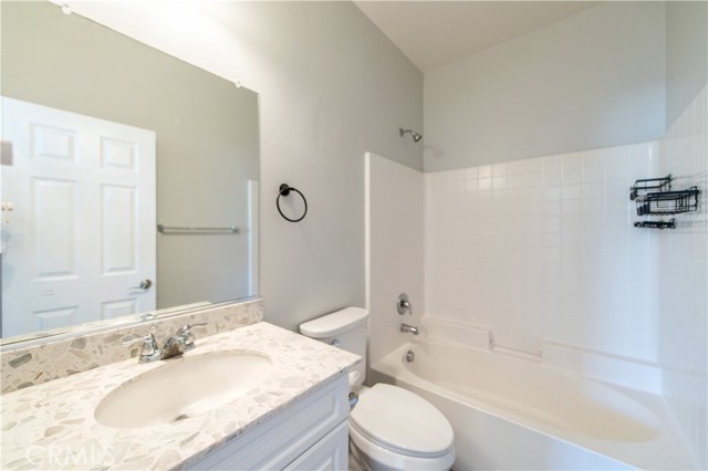 MLS #OC25253784 image #12