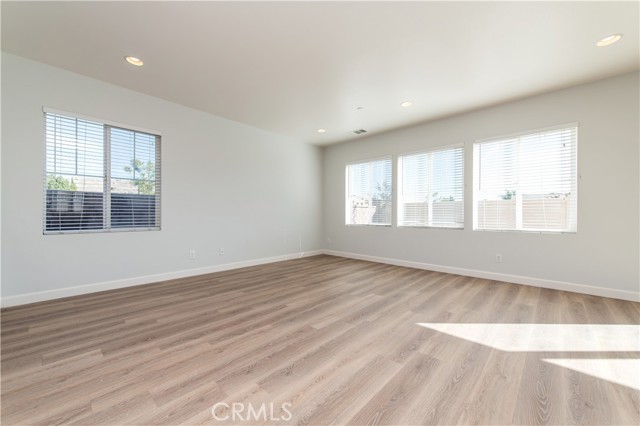 MLS #OC25253784 image #13