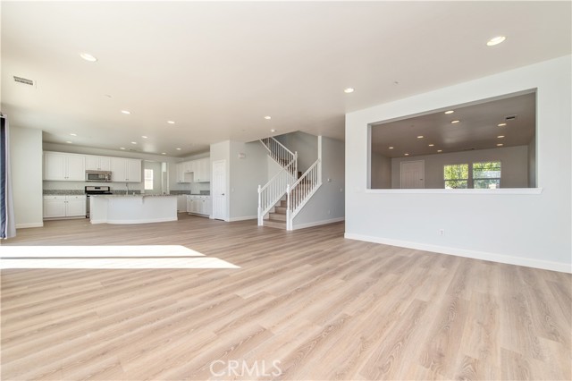 MLS #OC25253784 image #16