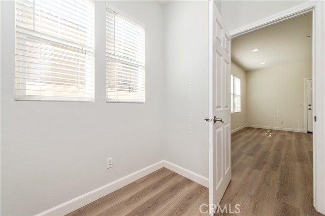 MLS #OC25253784 image #23