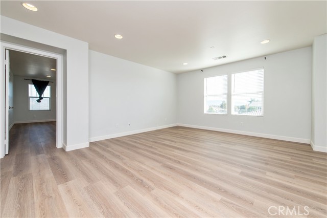 MLS #OC25253784 image #26