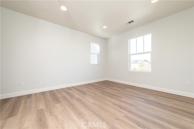 MLS #OC25253784 image #32