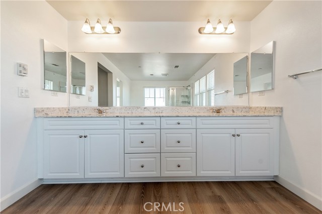 MLS #OC25253784 image #43