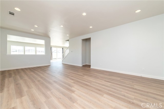 MLS #OC25253784 image #8