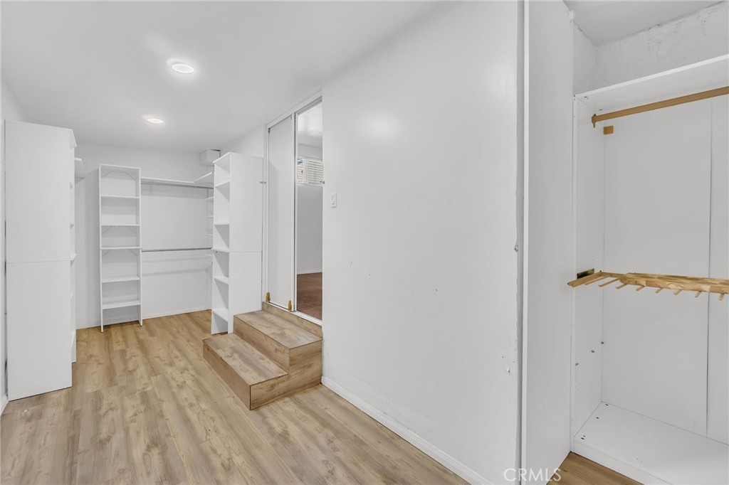 MLS #OC25253787 image #15