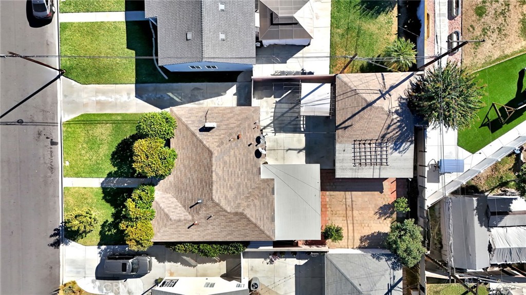 MLS #OC25253787 image #35