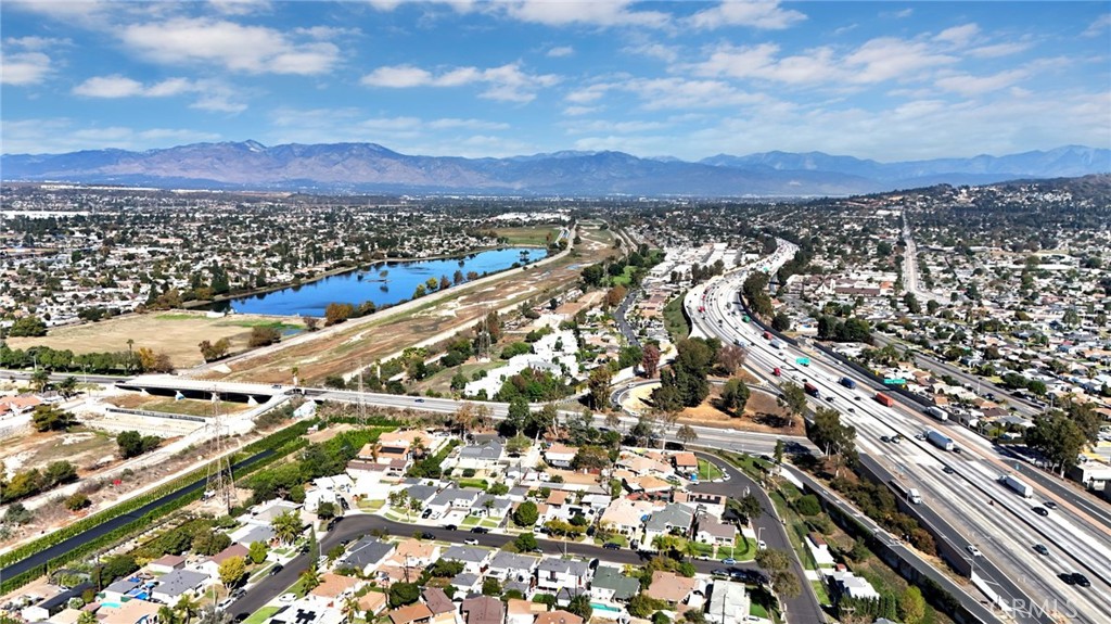 MLS #OC25253787 image #36