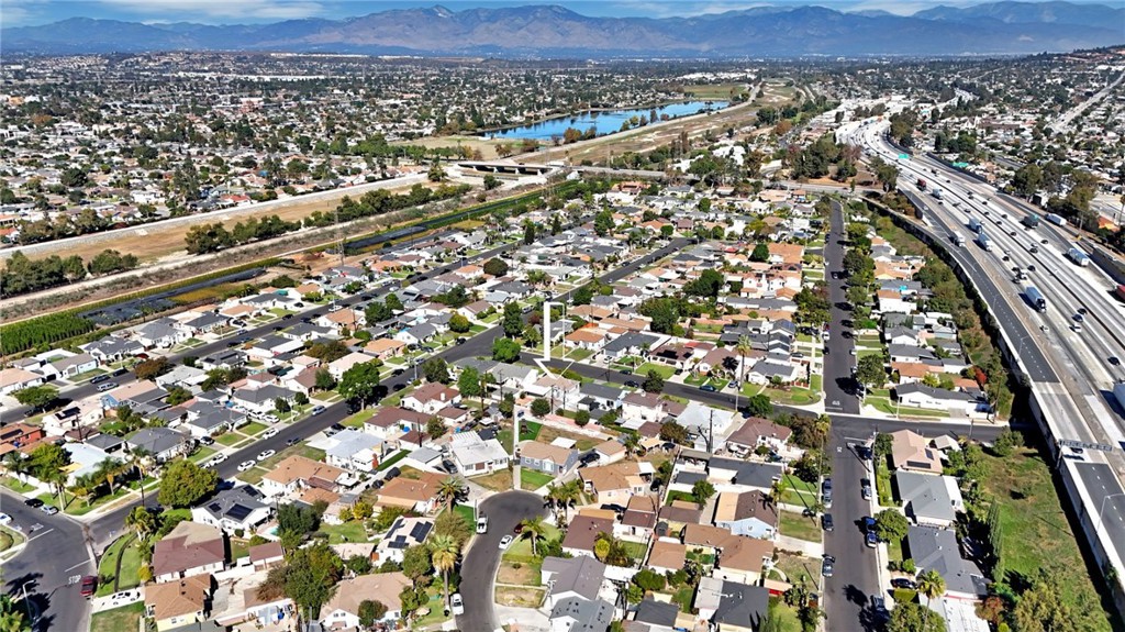 MLS #OC25253787 image #40