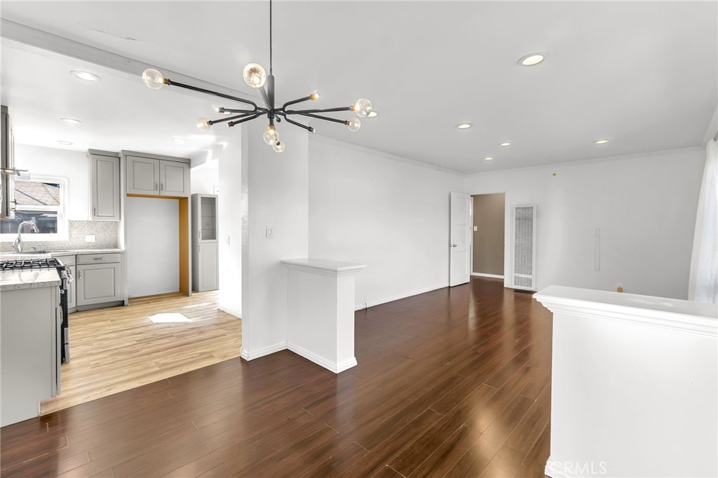 MLS #OC25253787 image #7