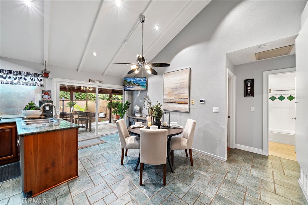 MLS #OC25253866 image #10