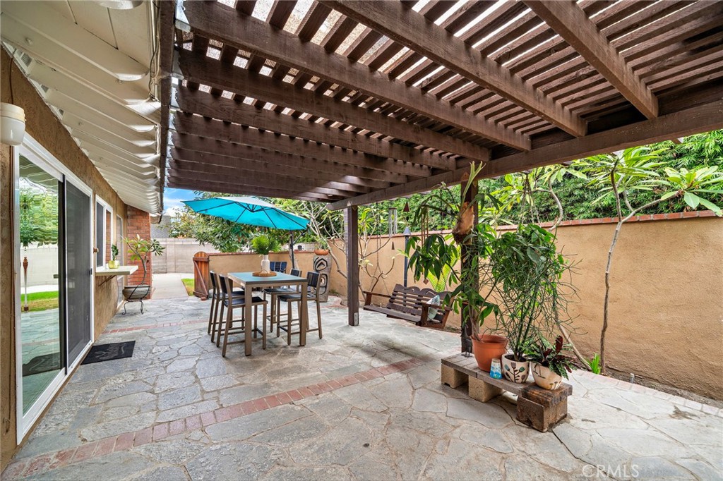 MLS #OC25253866 image #24