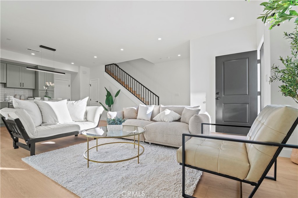 MLS #OC25253896 image #14