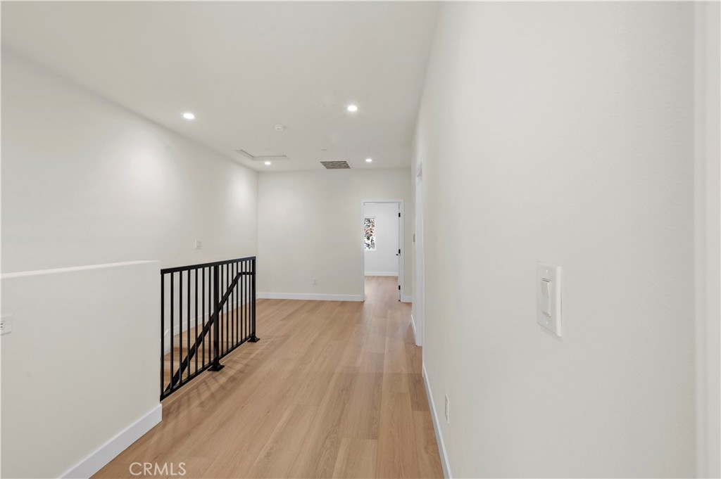 MLS #OC25253917 image #13