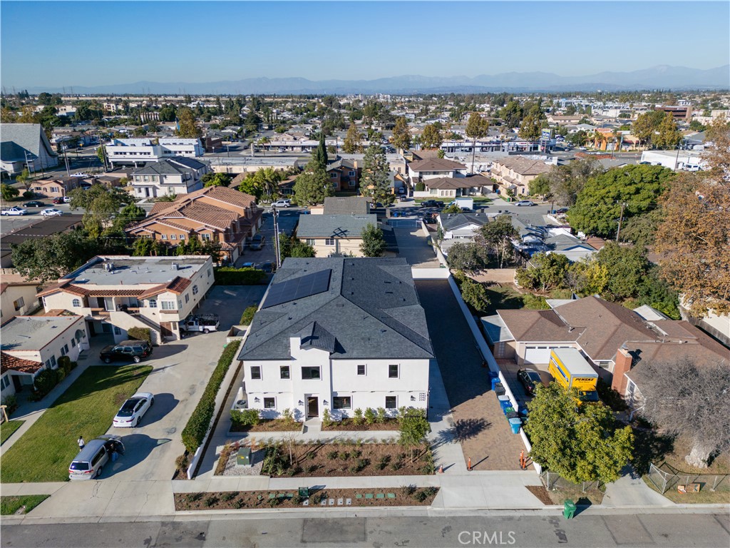 MLS #OC25253917 image #21