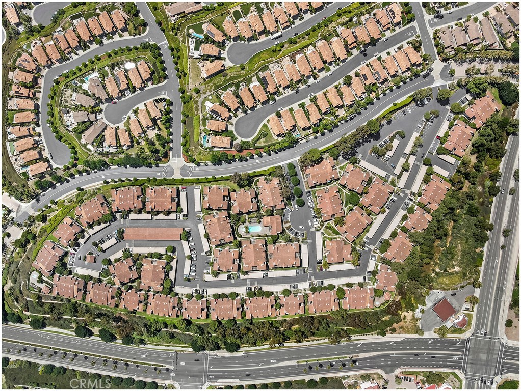 MLS #OC25253934 image #25