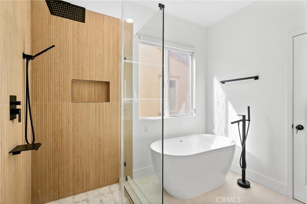 MLS #OC25253997 image #12