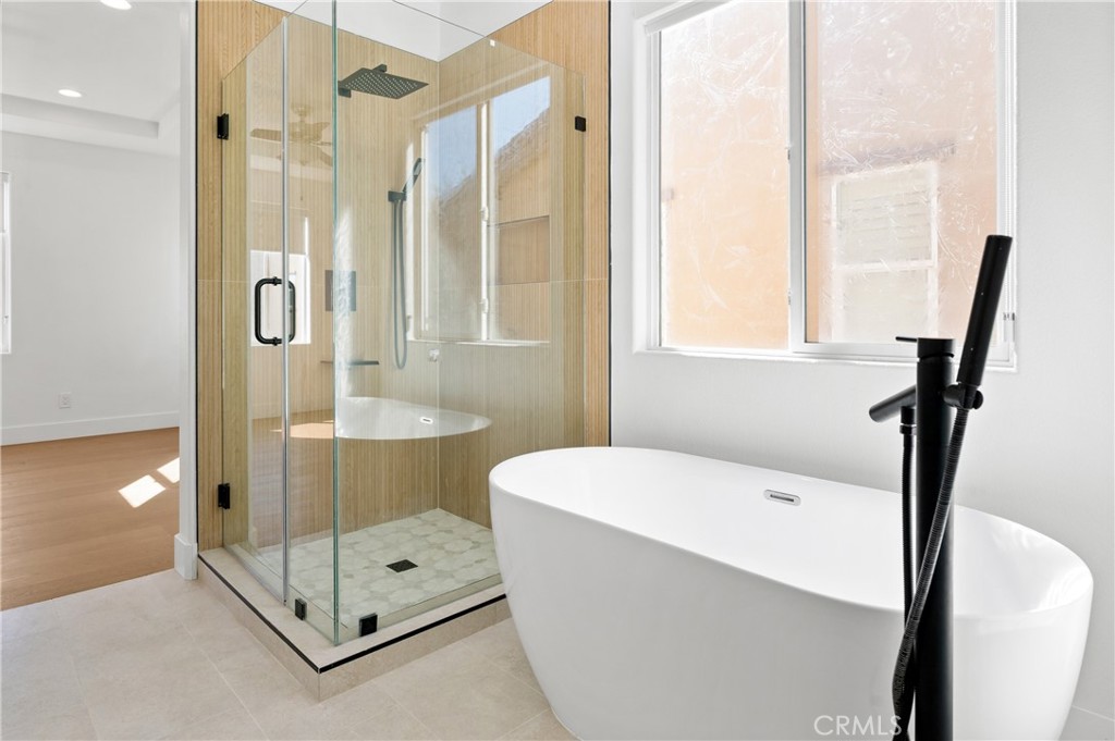 MLS #OC25253997 image #15