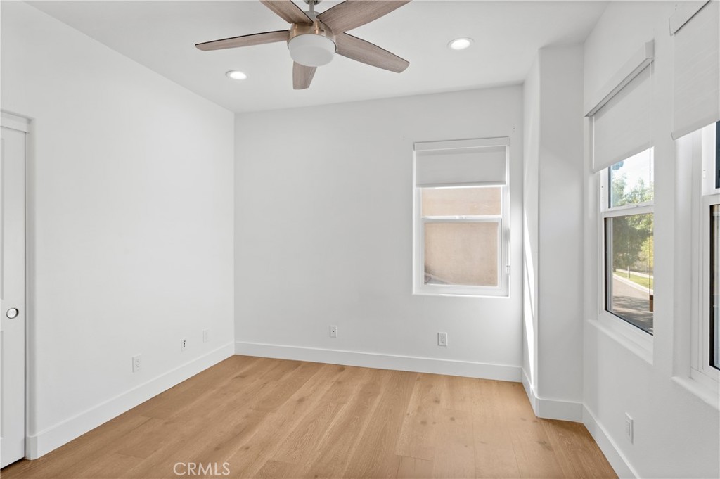 MLS #OC25253997 image #20