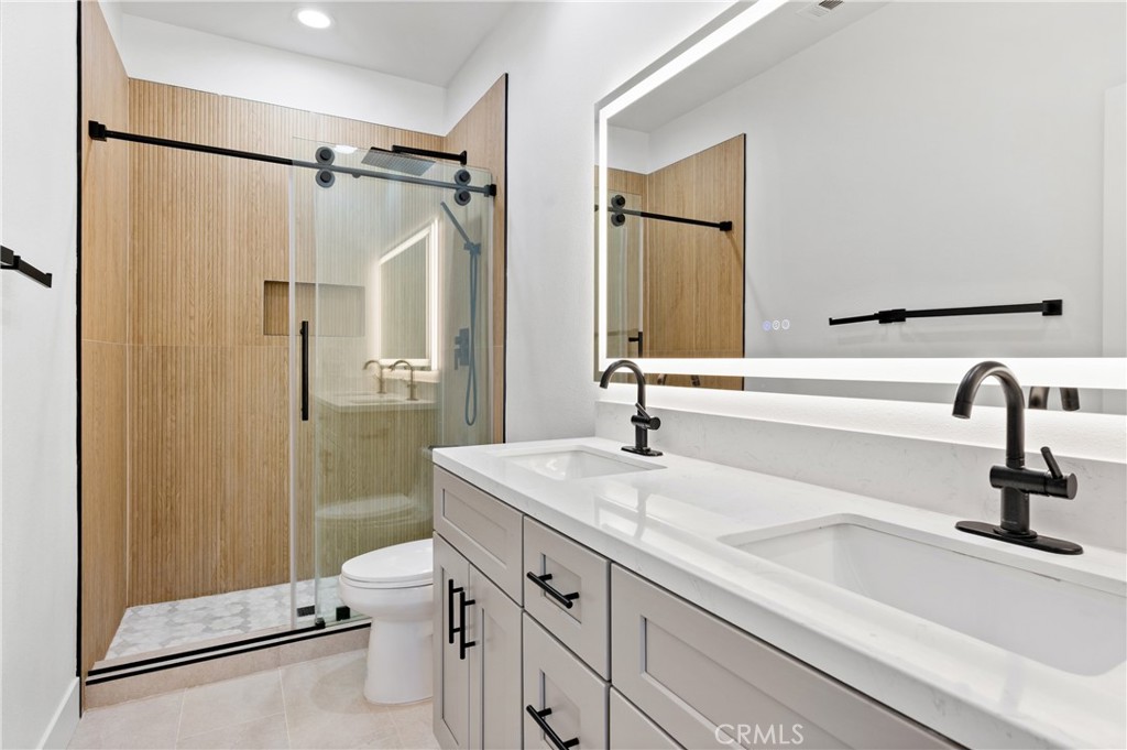 MLS #OC25253997 image #21