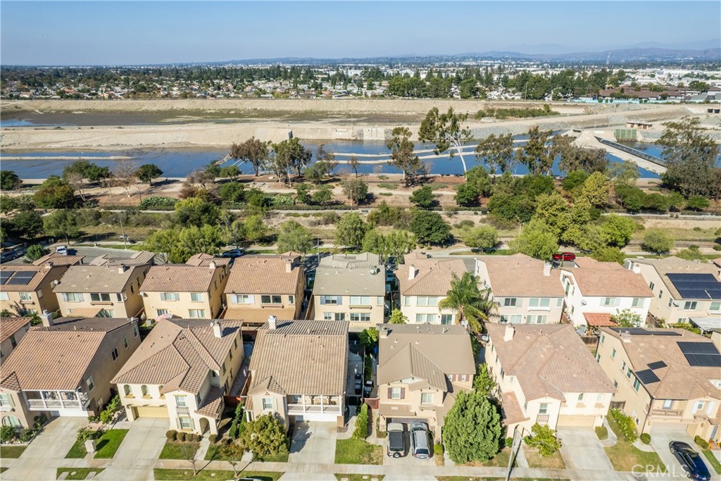 MLS #OC25253997 image #30