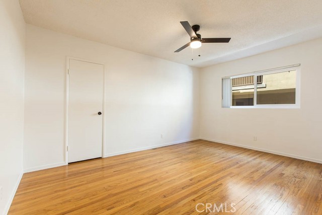 MLS #OC25254010 image #12