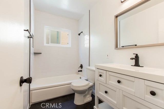 MLS #OC25254010 image #14