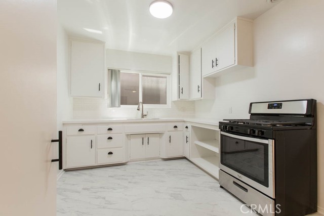 MLS #OC25254010 image #6