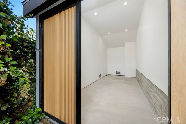 MLS #OC25254016 image #19