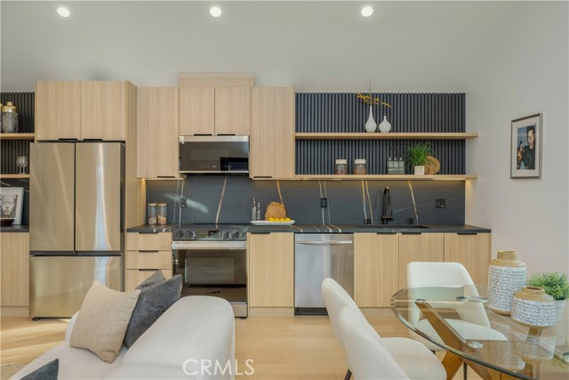 MLS #OC25254016 image #23