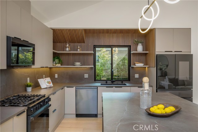 MLS #OC25254016 image #7