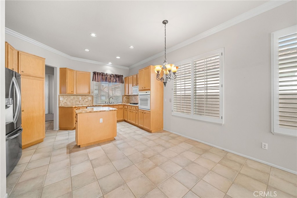 MLS #OC25254021 image #14