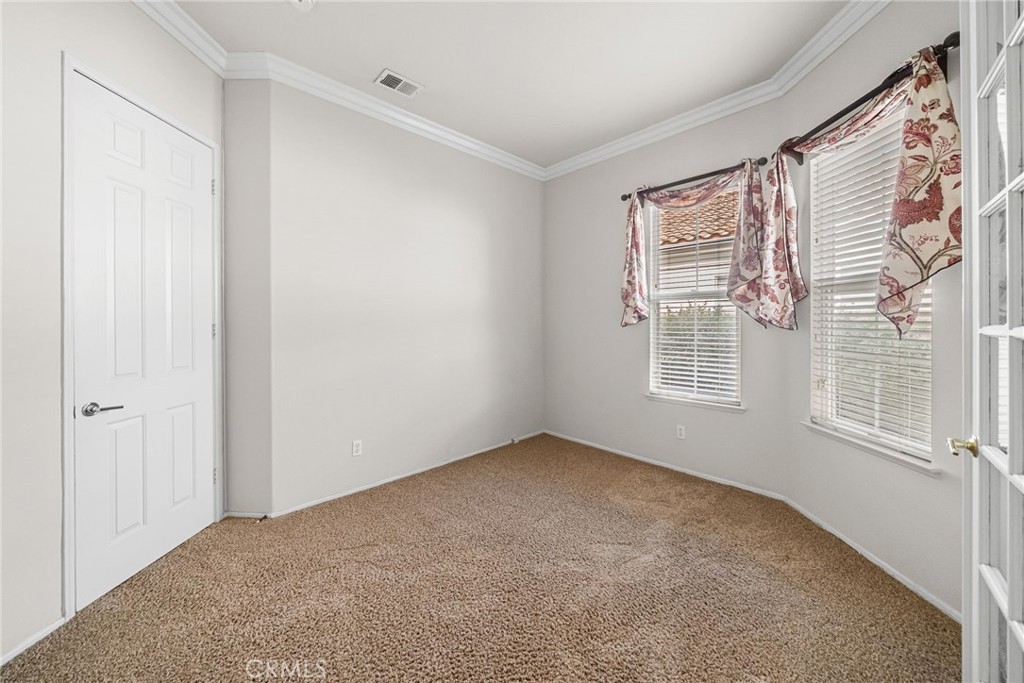 MLS #OC25254021 image #32